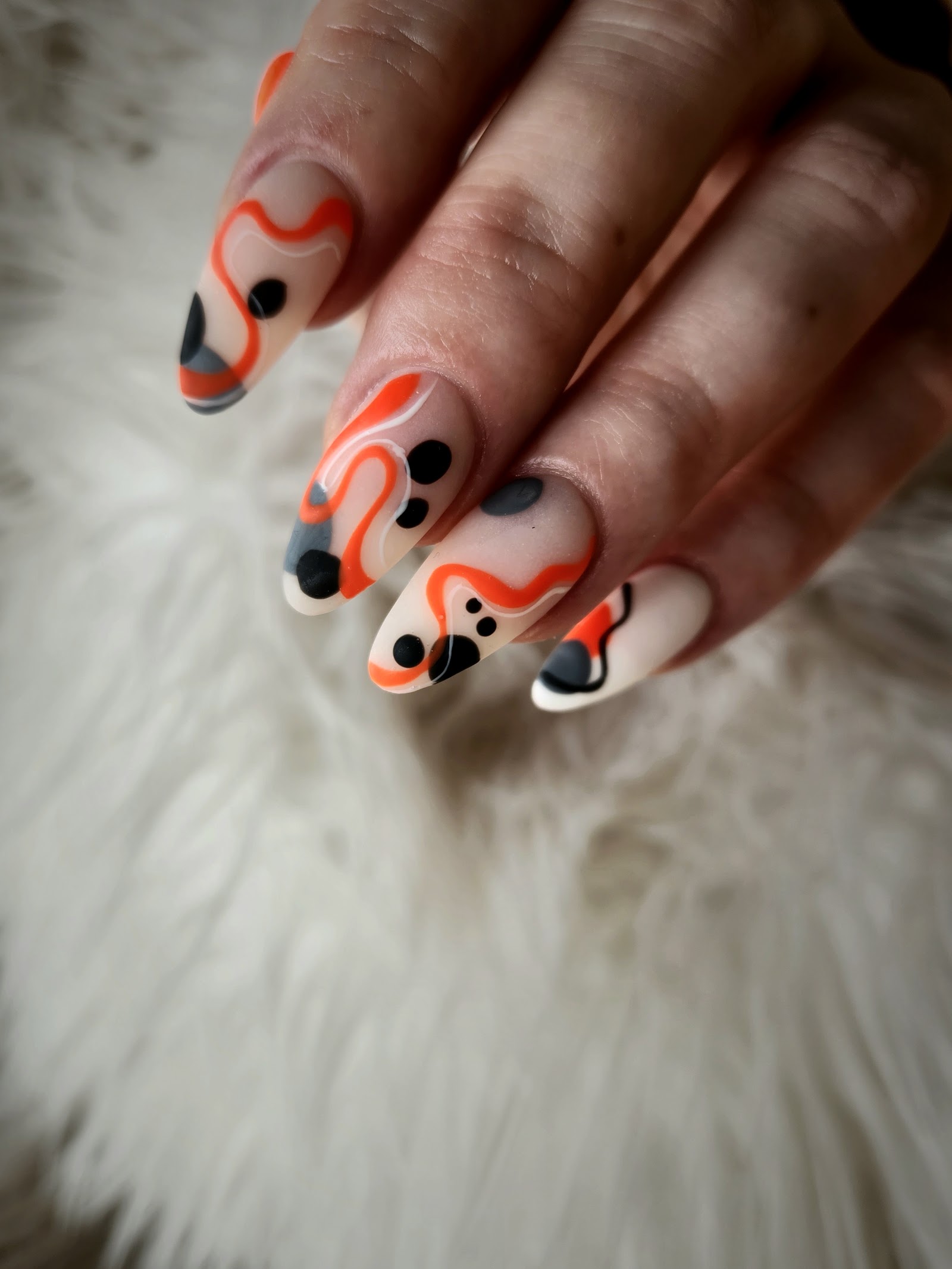 Lenaland studio (Nails by Selena) logo