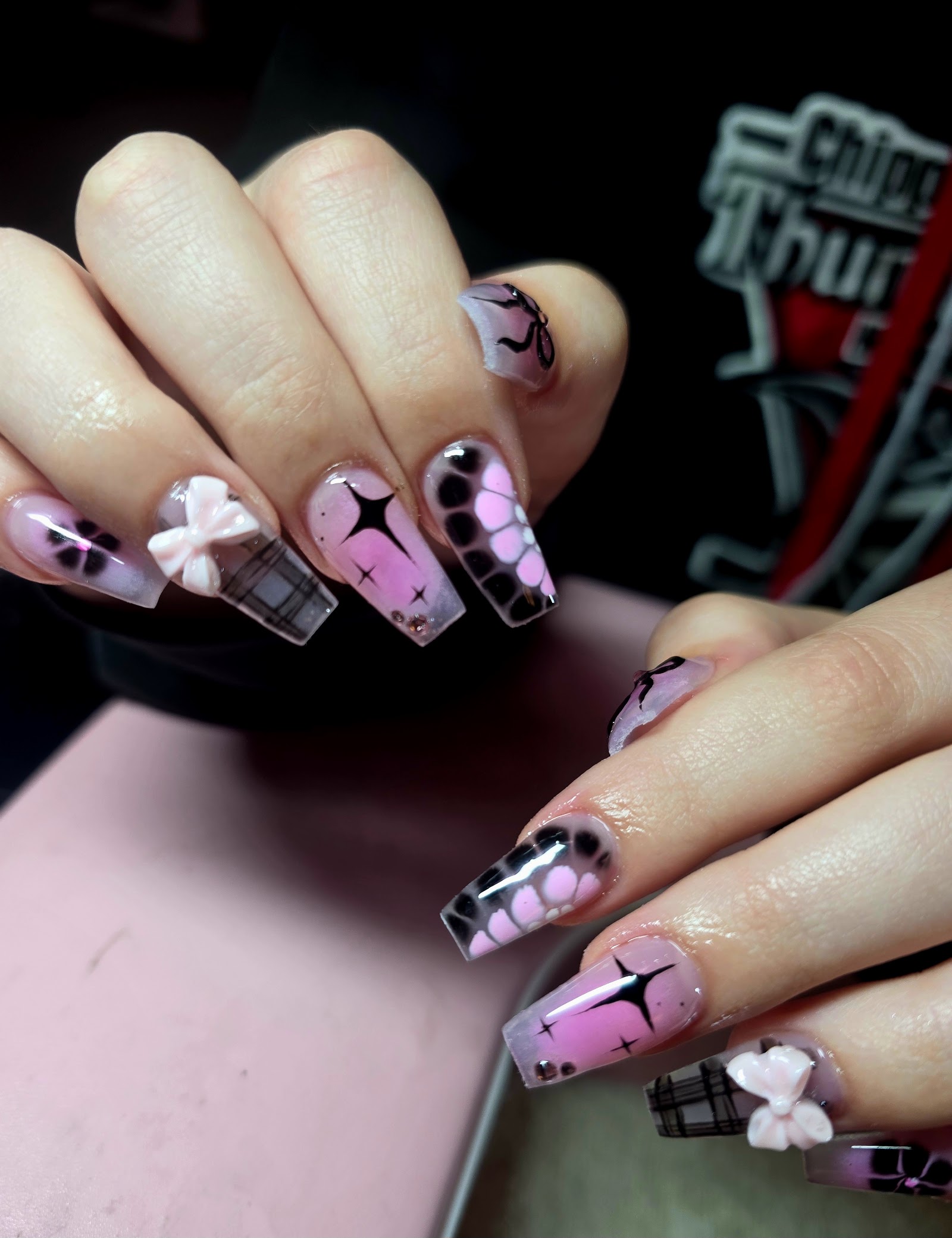 Lenaland studio (Nails by Selena) nail photo 7